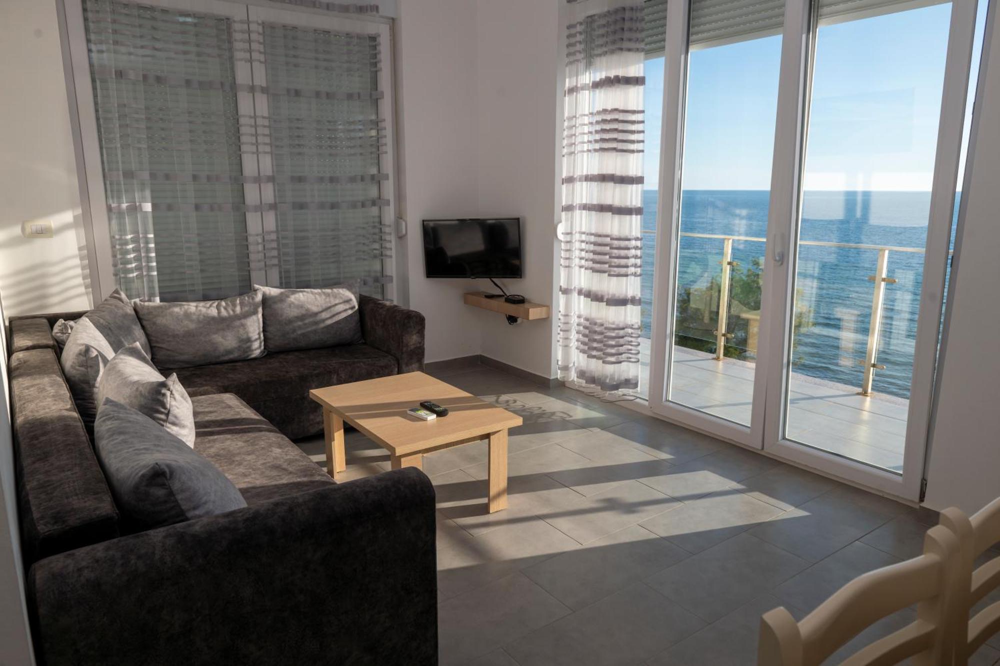 Roxhensi Apartman Shëngjin Kültér fotó