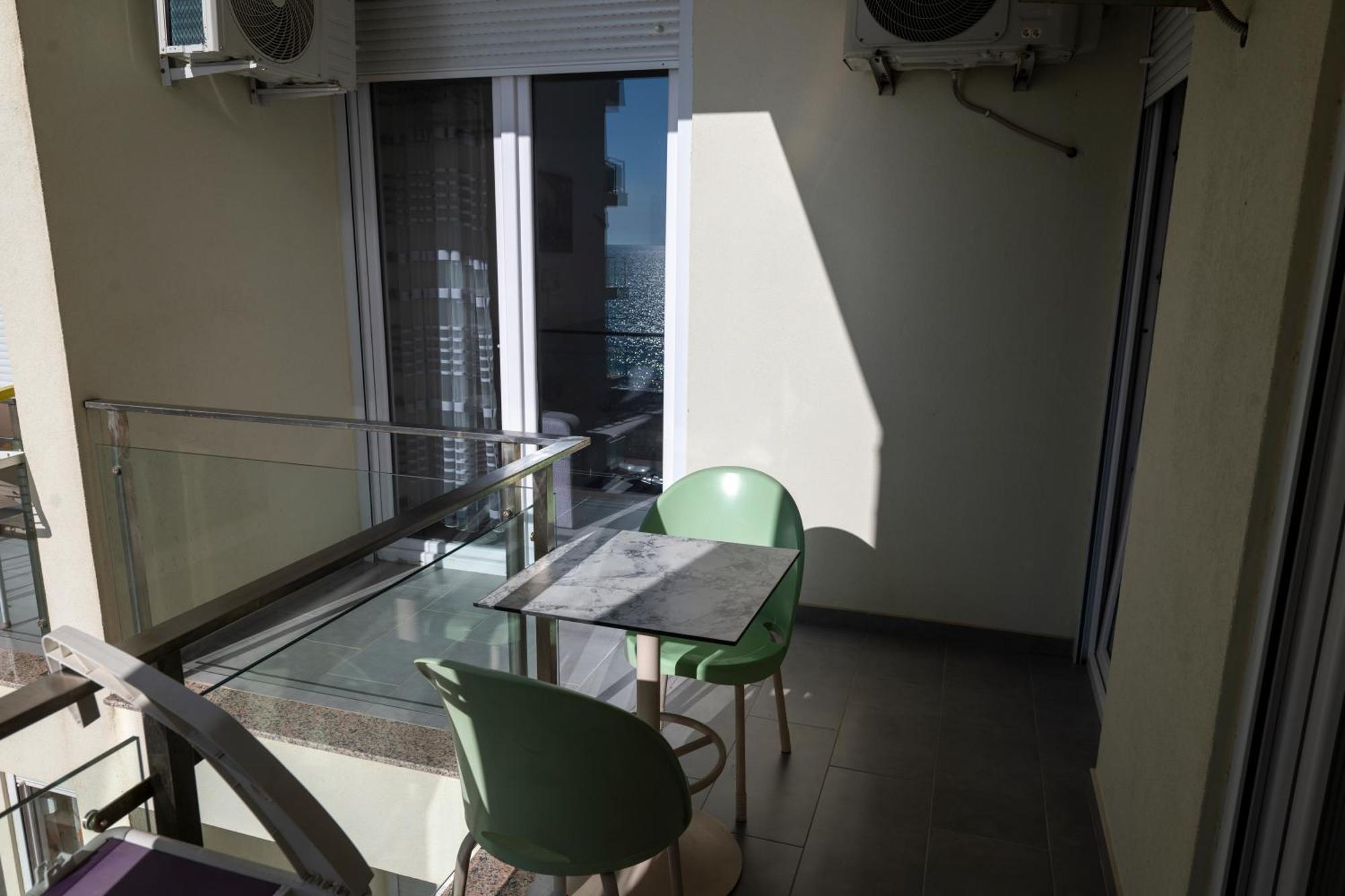Roxhensi Apartman Shëngjin Kültér fotó